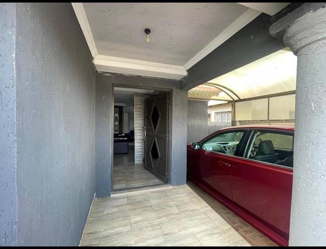 2 BEDROOM HOUSE FOR SALE IN WINDMILL PARK